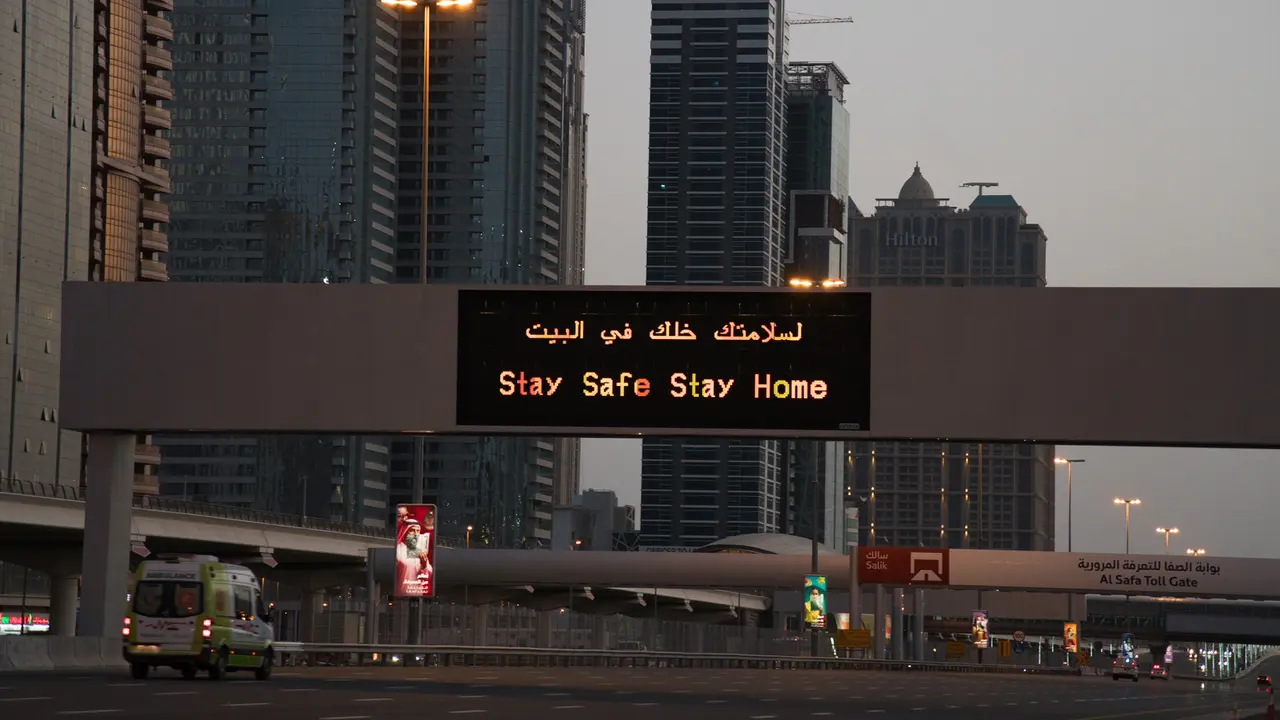 FOTO: Suasana Sepi Kota Dubai Saat Lockdown
