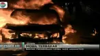 Kebakaran hebat terjadi pada mobil sedan yang sedang melintas di tol dalam kota, Jakarta, pada Selasa (8/8) dinihari.