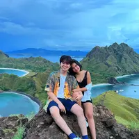 Shenina Cinnamon belum lama ini menikmati libur lebaran di Labuan Bajo. [Foto: IG/sheninacinnamon].