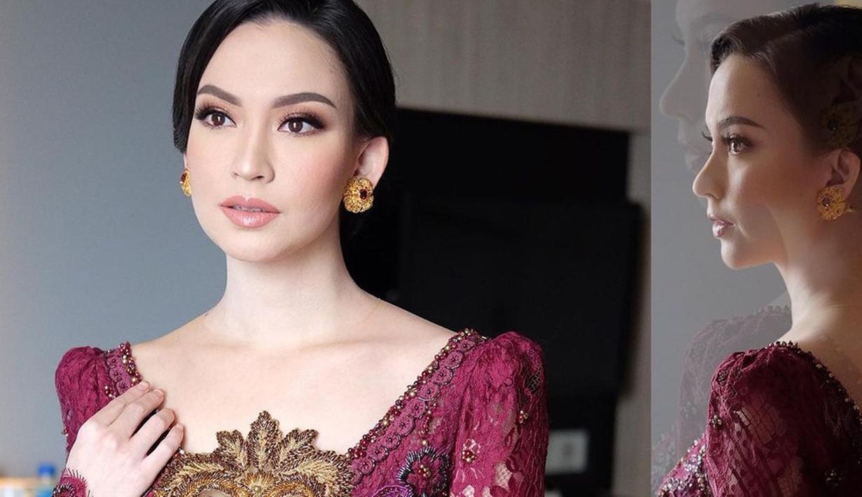 Sebelum menempuh pendidikan S2, pemilik nama lengkap Karina Nadila Niab ini merupakan sarjana akuntansi dari Indonesia Banking School. Karina juga pernah tergabung ke dalam program Kementerian Pendidikan terkait pendidikan karakter.
(Liputan6.com/IG/@karinadila8921)