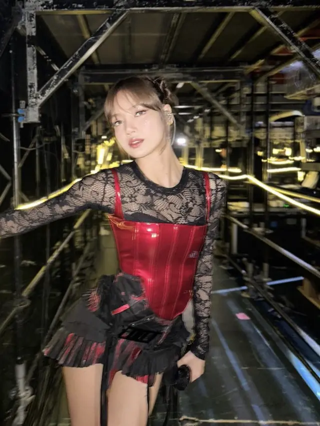 Lisa Blackpink kini tampil tanpa poni, credit: Instagram: (@lalalalisa_m)