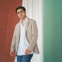 6 Potret Transformasi Ricky Harun, dari Kecil hingga Jadi Komisaris (Sumber: Instagram/@rickyharun)