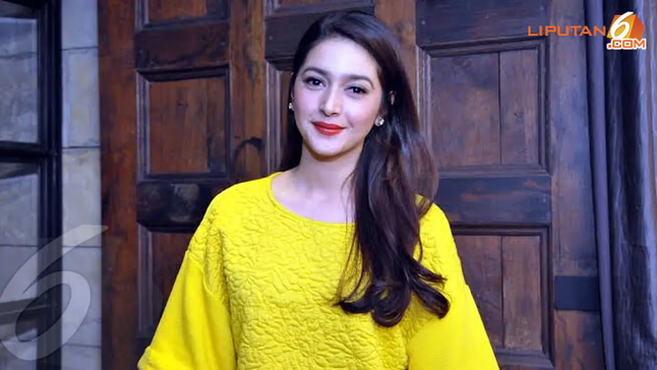 nabila-syakieb-galeri-1-140225b.jpg