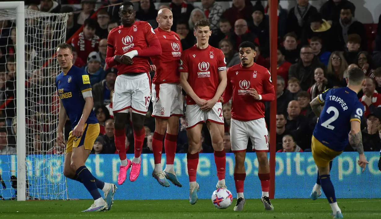 Kemenangan Newcastle United atas Nottingham Forest membuat Tottenham Hotspur gusar. (AP Photo/Rui Vieira)