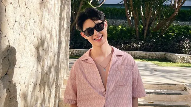 FOTO: Tampil Menawan, Begini Pesona Gabriel Prince Pakai Kacamata Hitam