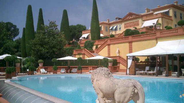 Villa Leopolda Perancis (The Richest)