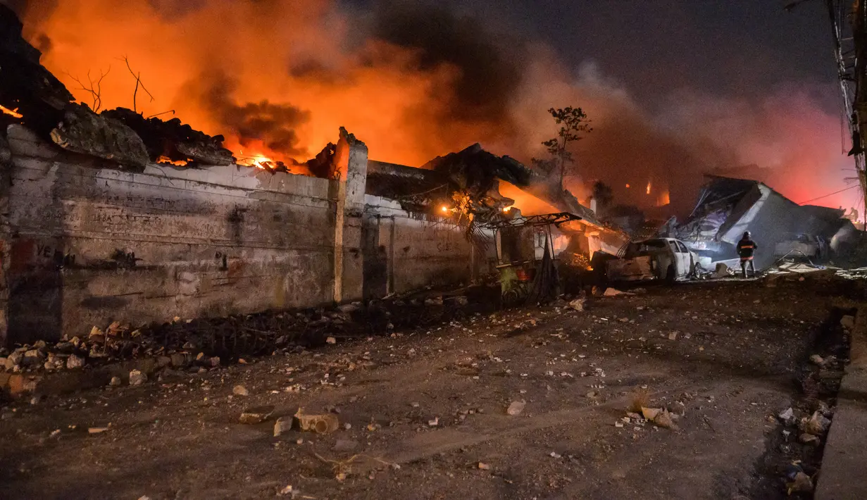 "Kami memiliki tiga orang meninggal, 33 orang dirawat di rumah sakit umum dan enam lainnya ke klinik swasta," Joel Santos, Menteri Kepresidenan pulau Karibia ini, mengatakan kepada wartawan.  (AFP stringer)