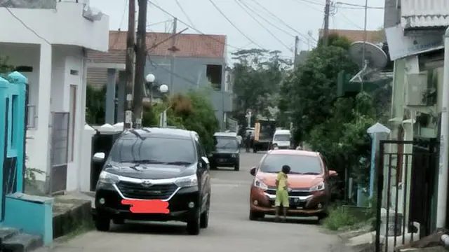 Lewat Surat, Anak Ini Minta Maaf Usai Senggol Mobil dengan Sepeda