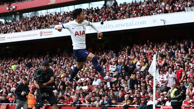 Foto: Gaya Selebrasi Son Heung-min di Depan Suporter Arsenal dalam Laga Derbi London Utara