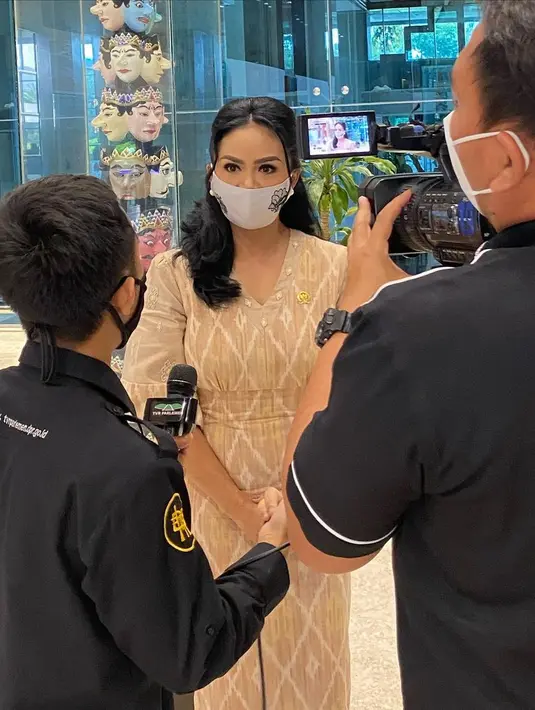 Krisdayanti (Instagram/krisdayantilemos)