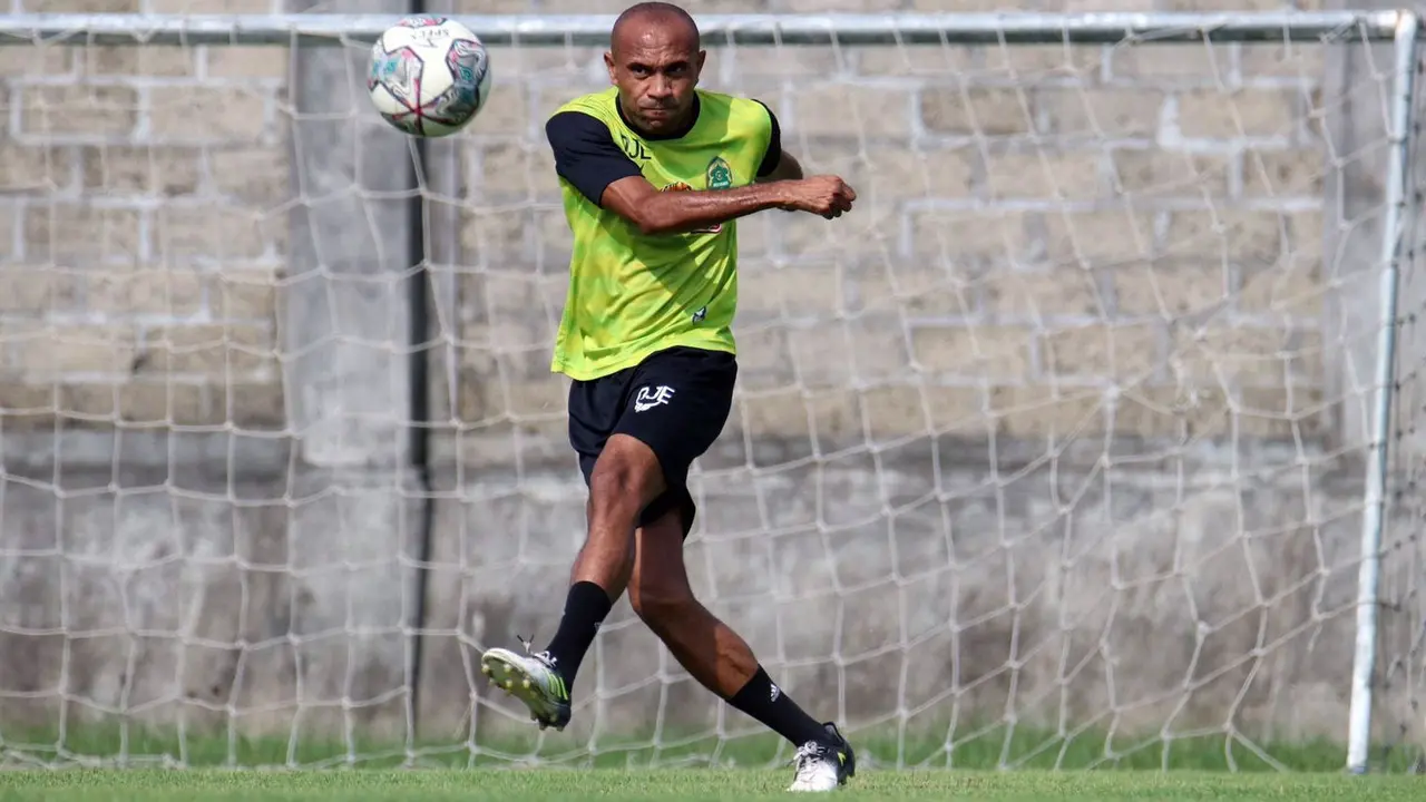 Ronny Beroperay