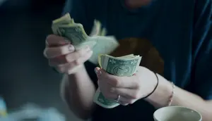 Panduan Bertahan Hidup ala Karjimut, Tips Mengatur Gaji Pas-pasan Tanpa Tersiksa