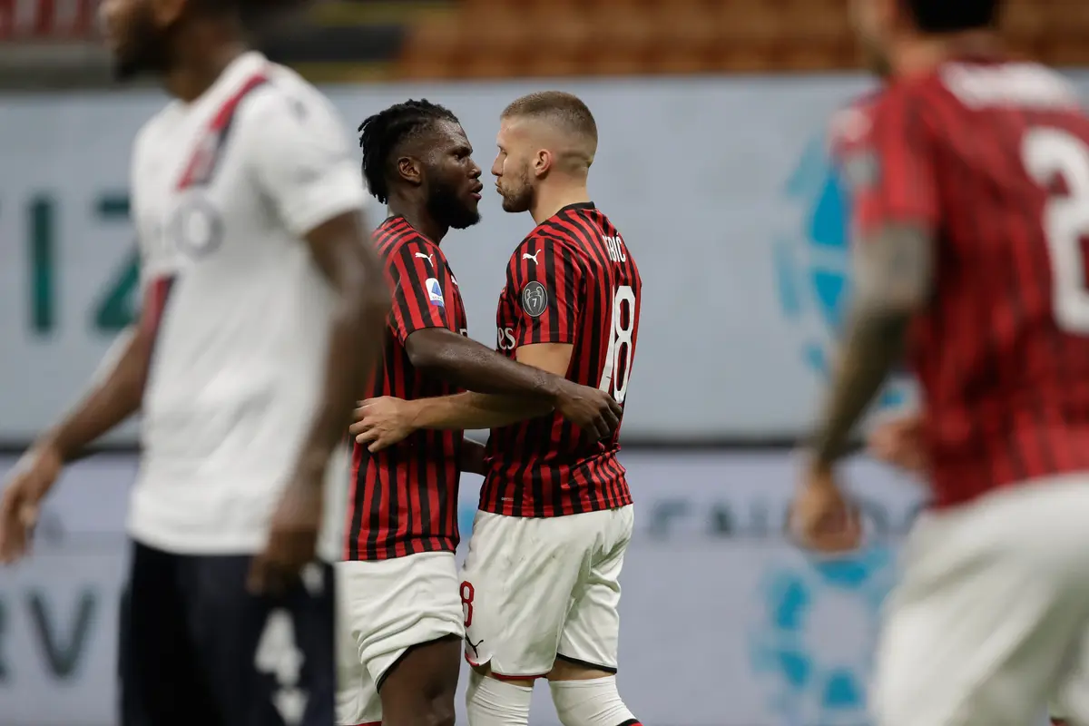 AC Milan Taklukkan Bologna 5-1