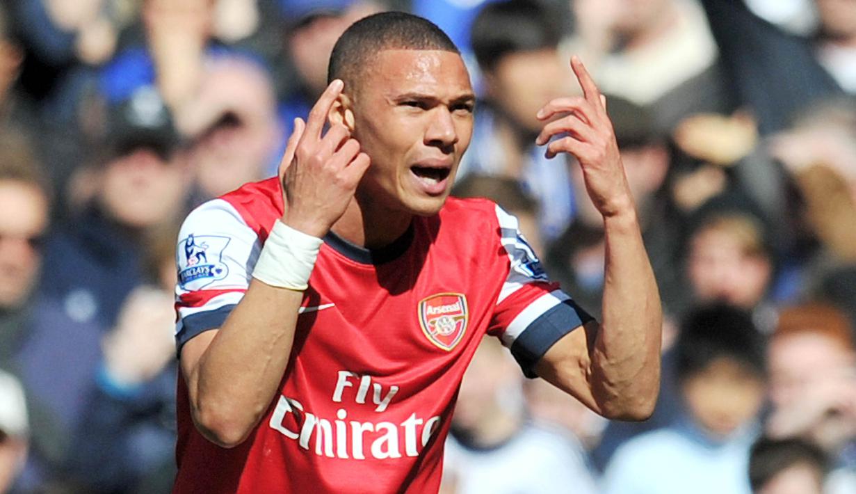 1. Kieran Gibbs - Hampir 10 tahun membela Arsenal kini waktu yang tepat bagi bek timnas Inggris ini untuk mencari tantangan baru. Pemain bernomor punggung tiga ini hanya bermain 22 laga pada musim lalu. (AFP/Glyn Kirk)