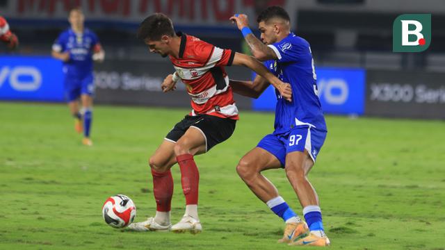 Persib Bandung vs  Madura United