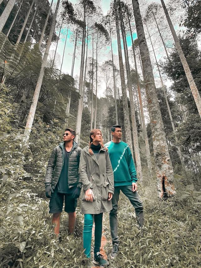 7 Gaya Rebecca Tamara saat Liburan di Alam, Jadi Inspirasi