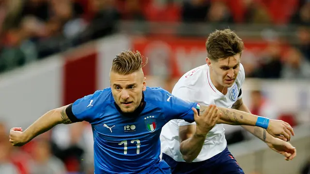 Italia Tahan Inggris di Stadion Wembley