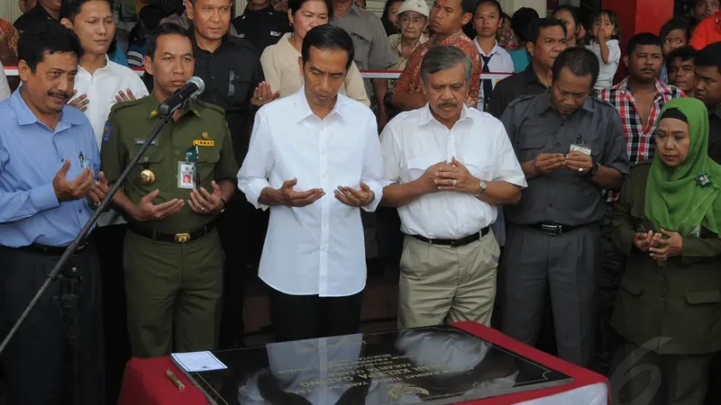 Resmikan Pasar Kelapa Gading, Jokowi Dikerumuni Pedagang