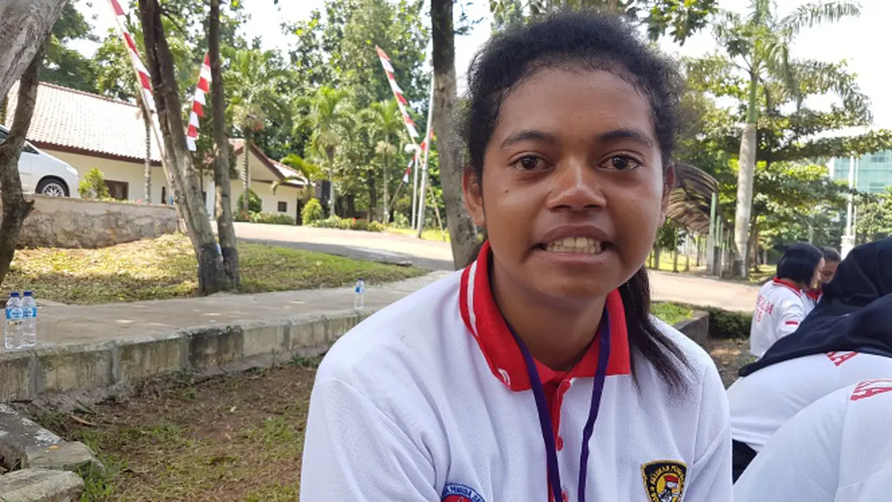 Paskibraka dari Papua Tangisi Kepergian Mike Mohede
