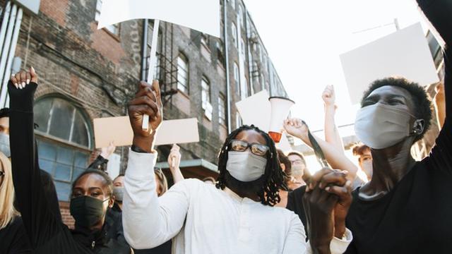 Hubungan hak dan kewajiban