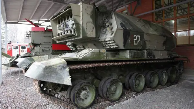 Tiga Tank Militer dengan Bentuk Paling Aneh Sepanjang Masa