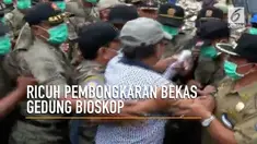 Kericuhan mewarnai eksekusi lahan dan bangunan bekas Gedung Bioskop Indra, Malioboro, Kota Yogyakarta. Ahli waris melakukan perlawanan dengan menghadang alat berat.