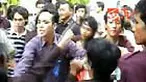 Sejumlah mahasiswa Universitas Sultan Ageng Tirtayasa, Serang, Banten, nyaris bentrok dengan sesama rekan mahasiswa. Insiden terjadi ketika sebagian mahasiswa mencoba membubarkan dialog yang dihadiri Ketua DPR Marzuki Alie. 