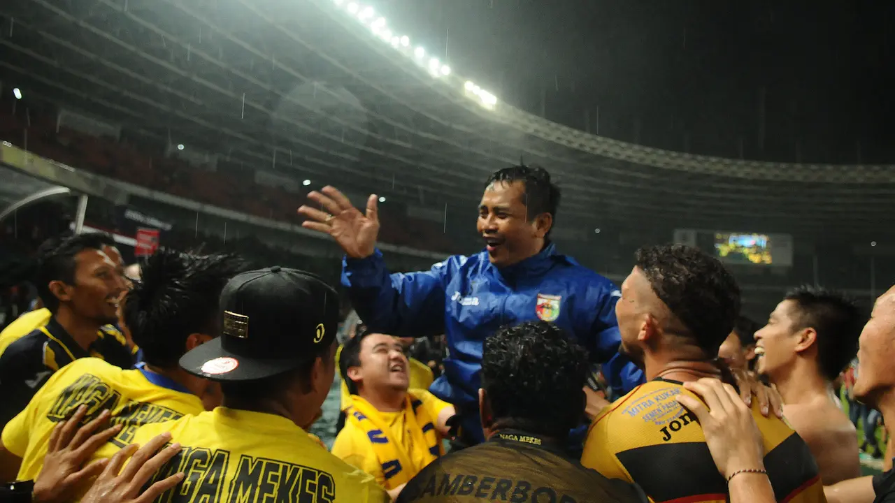 Mitra Kukar Vs Semen Padang