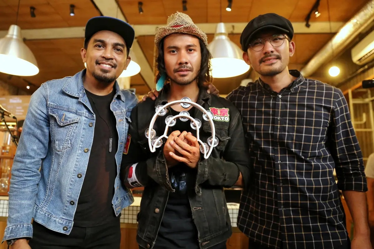 [Bintang] Glenn Fredly - Chicco Jerikho - Rio Dewanto