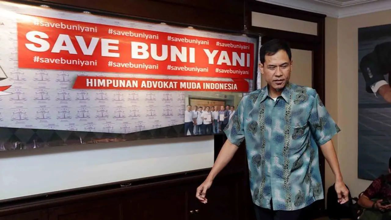 [Bintang] Munarman