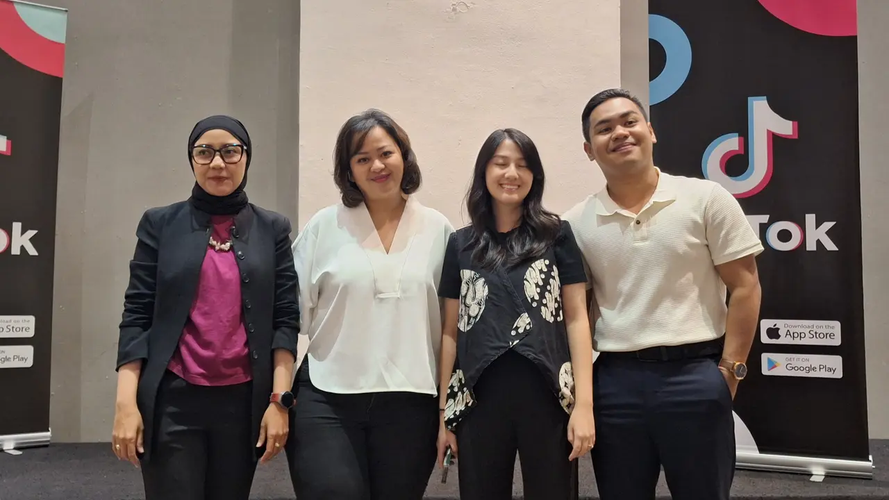 TikTok Tak Cuma Media Hiburan, Platform Ini Siap Melawan Hoaks! (Fimela/Virlia Sakina Ramada)