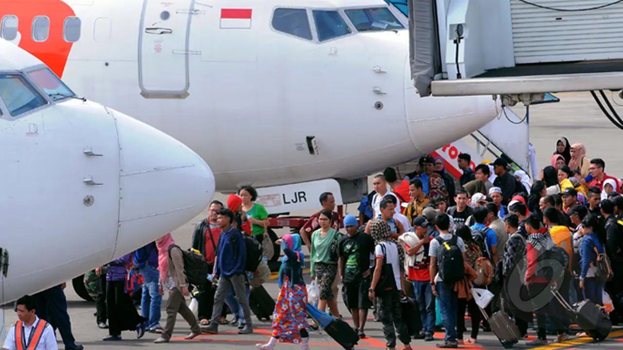 Ratusan Penumpang Lion Air Terlantar di Terminal 1B Soekarno Hatta