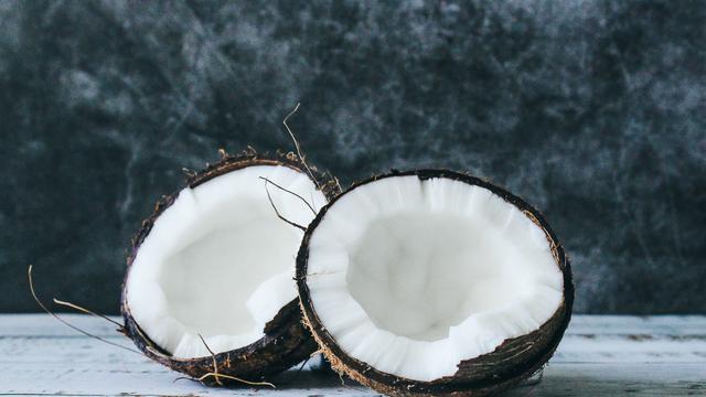 8 Cara Menggunakan Santan Kelapa Untuk Rambut Cegah Rontok Dan Kusam Hot Liputan6 Com
