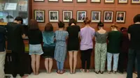 Polres Metro Tangerang membongkar prostitusi di sebuah apartemen di Kecamatan Neglasari, Kota Tangerang, Senin (8/3/2021). (Liputan6.com/Pramita Tristiawati)