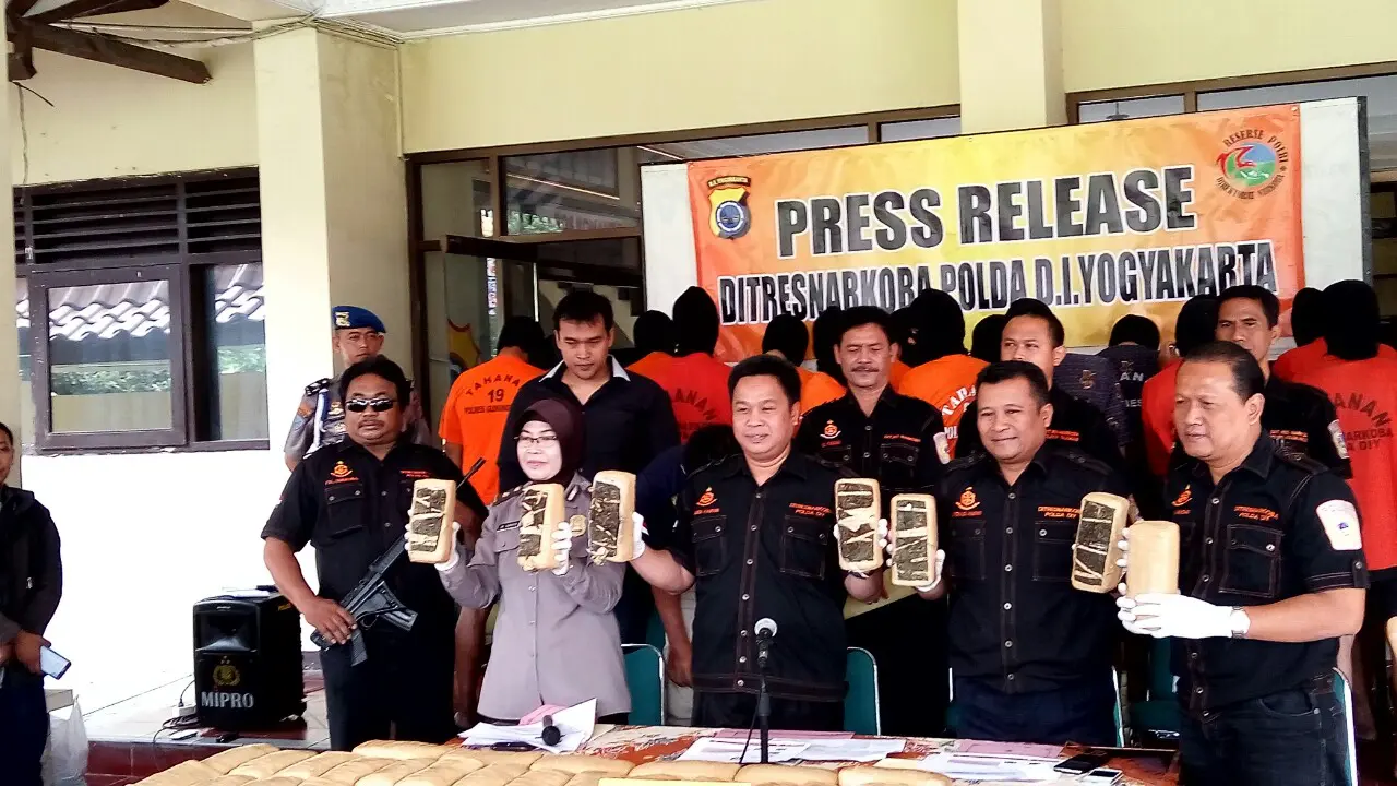 Dipaket dari Aceh, Ganja senilai 2,5 Miliar Diamankan