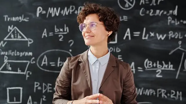 Kata-Kata Terima Kasih untuk Guru Penuh Makna