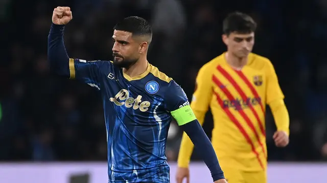 Foto: Aubameyang Kembali Cetak Gol, Barcelona Menang Telak di Kandang Napoli dan Lolos ke Babak 16 Besar Liga Europa 2021 / 2022
