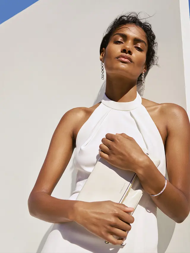 Koleksi musim panas 2019 dari Karen Millen