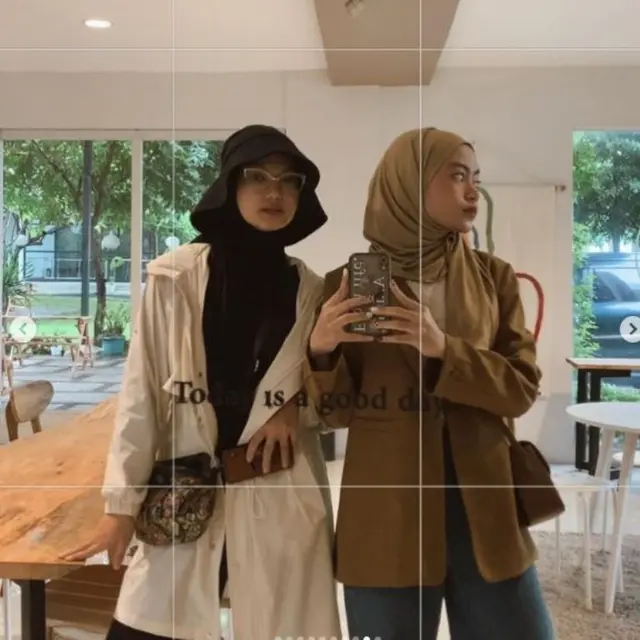 Gaya Hijab Usai Lebaran dengan Warna Bumi