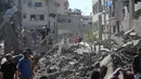 Sedikitnya 37 warga Palestina tewas imbas serangan tentara Israel di Jalur Gaza sejak Jumat 4 Juli 2025 dini hari. (Eyad BABA/AFP)