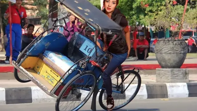 Aurelie Moeremans Bikin Ajang Edit Foto, 7 Hasilnya Bikin Tepuk Jidat
