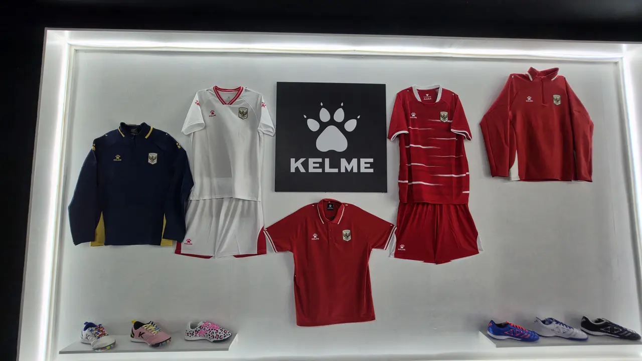 Penampakan jersey baru timnas Indonesia buatan Kelme