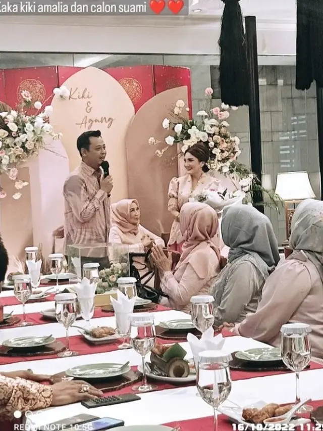 Kiki Amalia Tunangan Agung Nugraha