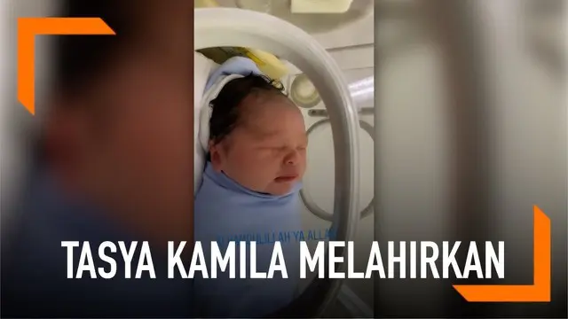 Tasya Kamila dan Randy Bachtiar dikaruniai anak pertama. Bayi berjenis kelamin laki-laki itu diberi nama Arrasya Wardhana Bachtiar.