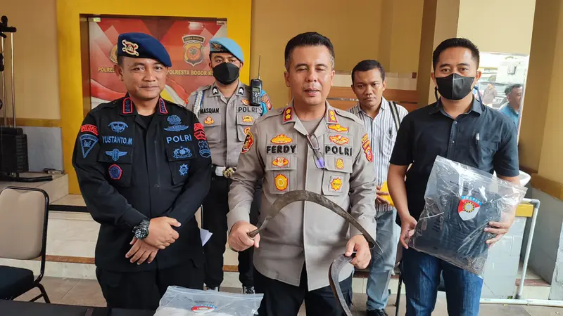 Anggota Brimob Tembak 3 Pemotor Bawa Cerulit di Bogor