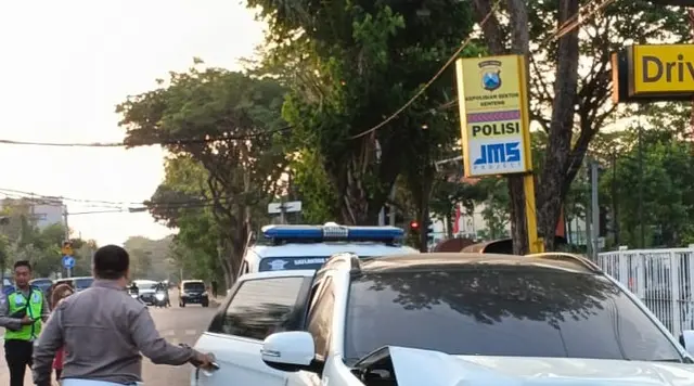 Detik-Detik Pengemudi Outlander Mabuk Tabrakan Beruntun Hingga Satu Orang Tewas