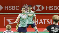 Pebulu tangkis ganda campuran Indonesia, Jafar Hidayatullah/Felisha Pasaribu saat bertanding melawan Kristoffer Kolding/Mette Werge (Denmark) di babak 32 besar Indonesia Masters 2026 di Istora Gelora Bung Karno, Senayan, Jakarta, Rabu (21/1/2026) siang. Jafar Hidayatullah/Felisha Pasaribu memastikan tiket berlaga di babak 16 besar Indonesia Masters 2026. (Bola.com/Abdul Aziz)