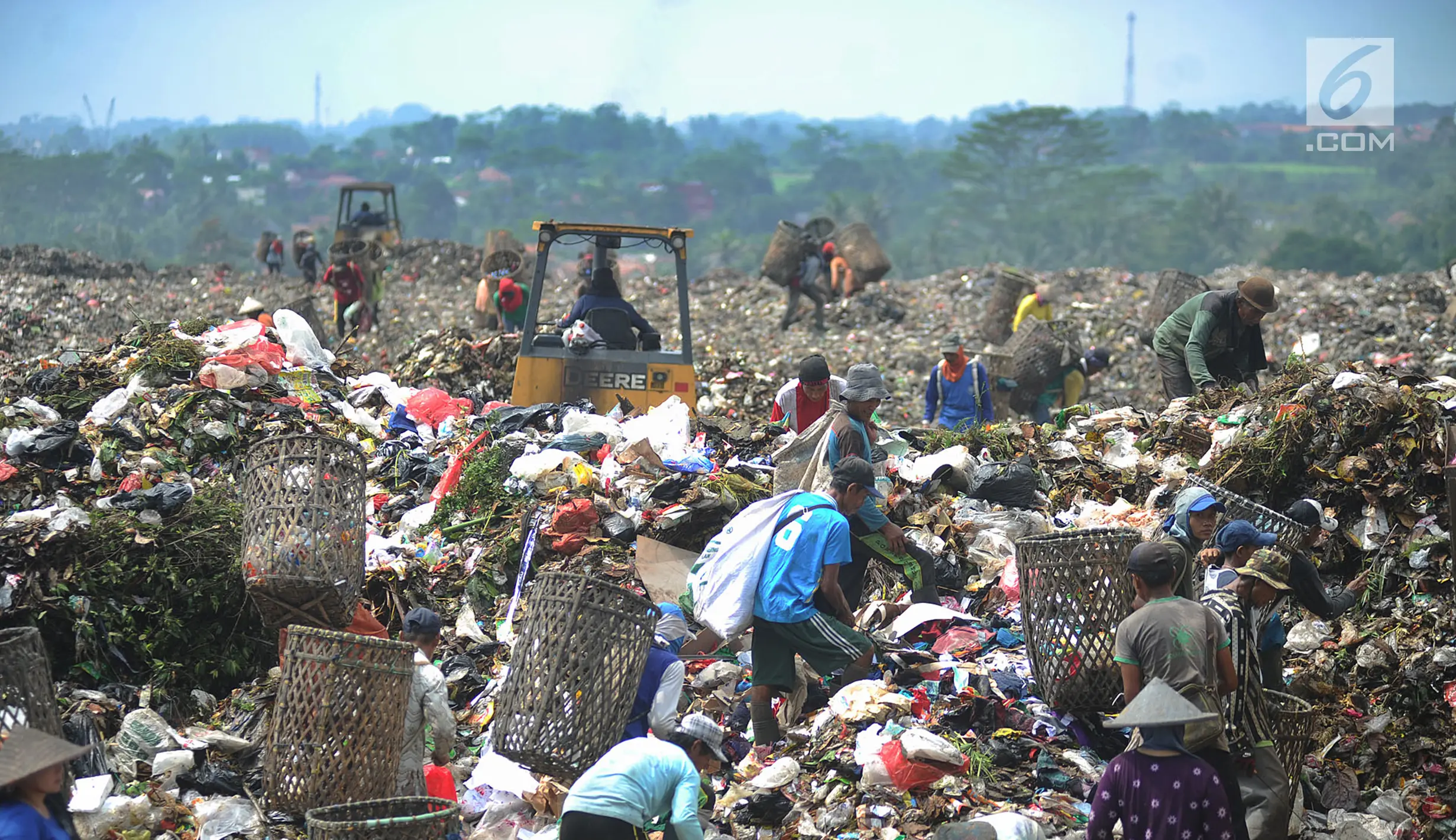 Foto Indonesia Darurat Sampah Plastik Foto 1978