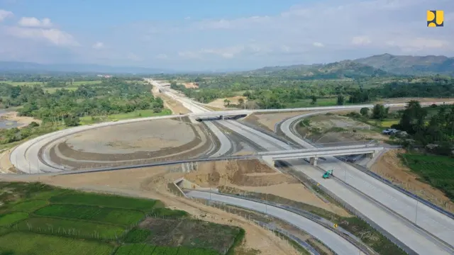 Jalan Tol Banda Aceh-Sigli Seksi 3 ruas Jantho-Indrapuri sepanjang 16 km telah rampung.