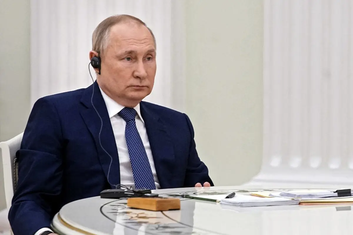 FOTO: Rusia - Ukraina Memanas, Emmanuel Macron Temui Vladimir Putin di Moskow